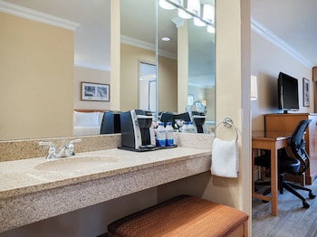 Premium Room, 1 King Bed
