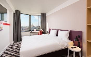 SMART Standard Double or Twin Room