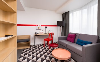 Junior Suite, City View, Executive Level