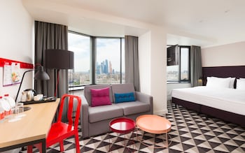 Junior Suite, City View, Executive Level