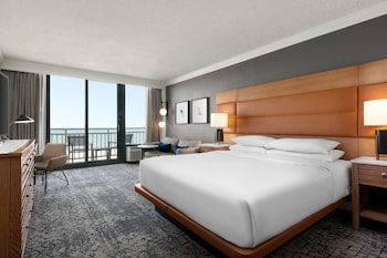 Suite, 1 Bedroom, Balcony, Pool View
