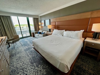 Room, 1 King Bed with Sofa bed, Balcony, City View