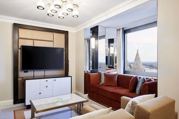 Junior Suite, 1 King Bed, Non Smoking (Danube)