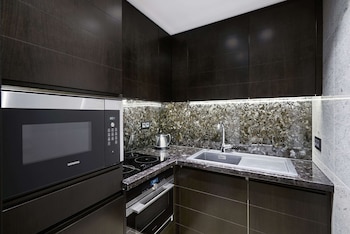Suite, 1 King Bed (Loft)