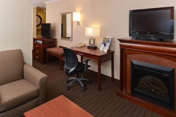 Suite, 1 King Bed, Non Smoking, Jetted Tub (Oversized Room)