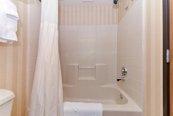 Standard Room, 1 King Bed, Non Smoking, Balcony (Shower Only)