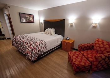 Superior Room, 1 King Bed (Smoke Free)
