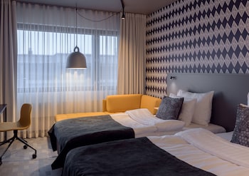 Standard Twin Room (extra bed possibility)