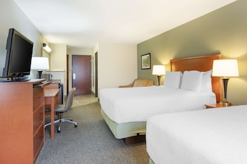 Standard Room, 2 Queen Beds, Non Smoking, Refrigerator & Microwave