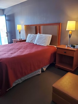 Room, 1 King Bed, Accessible, Non Smoking