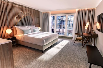 Superior Room (Riverside)