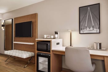 Suite, 2 Queen Beds, Non Smoking