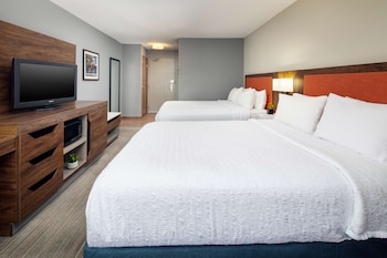 Room, 2 Queen Beds, Accessible, Non Smoking