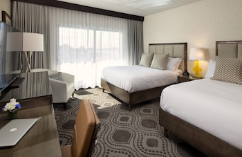 Room, 2 Queen Beds, Marina View