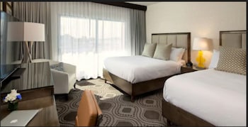 Room, 2 Queen Beds, Marina View