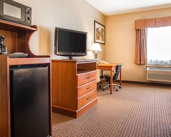 Standard Room, 1 King Bed