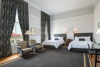 Deluxe Room, 2 Queen Beds