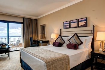 Executive Room, 1 Queen Bed, Sea View