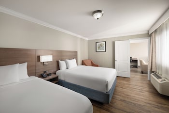 Suite, Multiple Beds, Non Smoking