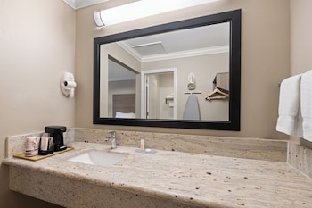 Standard Room, 2 Queen Beds