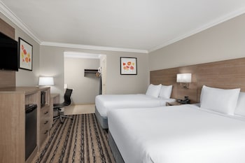 Deluxe Room, 2 Queen Beds
