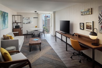 Presidential Suite, 2 Queen Beds, Non Smoking