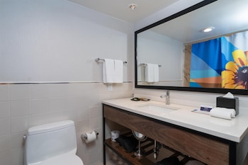 Deluxe Room, 2 Queen Beds