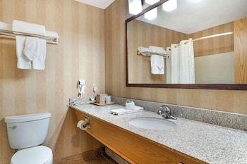 Standard Room, 2 Queen Beds, Non Smoking, Refrigerator & Microwave