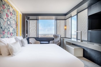 Deluxe Panorama corner (lounge access)