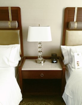 Deluxe Room, 2 Double Beds