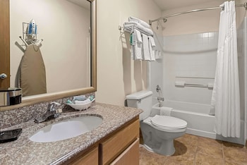 Suite, 1 King Bed, Non Smoking, Refrigerator & Microwave