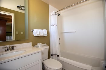 Standard Room, 2 Queen Beds, Non Smoking (Pet Friendly)