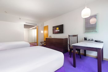Deluxe Superior Two Beds