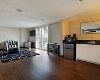 Suite, 2 Double Beds, Non Smoking (One-Bedroom)