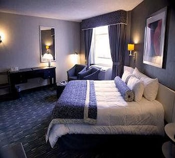 Suite, 1 King Bed, Non Smoking (Spiral Loft)