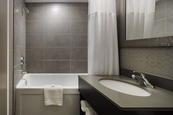 Premium Room, 2 Queen Beds, Club Lounge Access