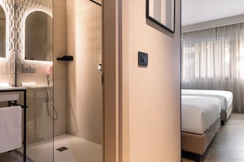 Prestige Twin Room