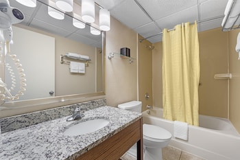 Standard Room, 1 King Bed, Smoking, Microwave
