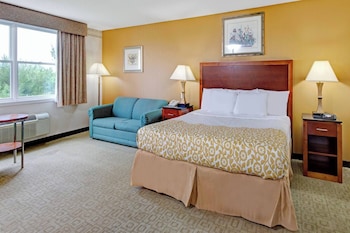 One King Bed Non-Smoking Accessible