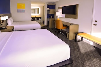Standard Room, 2 Double Beds, Non Smoking