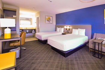 Standard Room, 2 Double Beds, Non Smoking