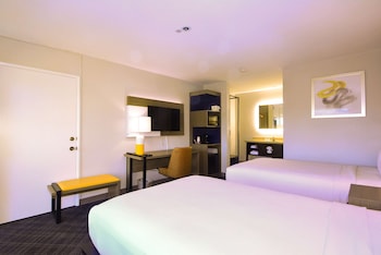Standard Room, 2 Double Beds, Non Smoking