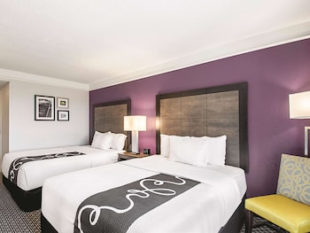 Room, 2 Queen Beds, Accessible, Non Smoking (Mobility Accessible)