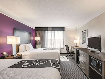 Room, 2 Queen Beds, Accessible, Non Smoking (Mobility Accessible)