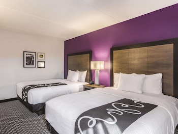 Room, 2 Queen Beds, Accessible, Non Smoking (Mobility/Hearing)