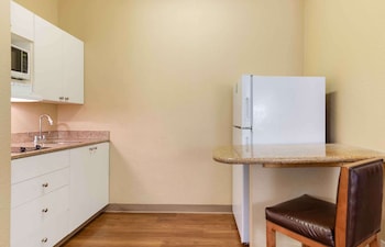 Deluxe Studio, Multiple Beds, Non Smoking