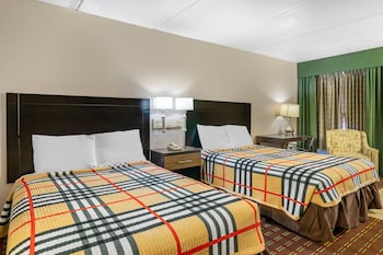 Efficiency, Room, 2 Double Beds, Non Smoking