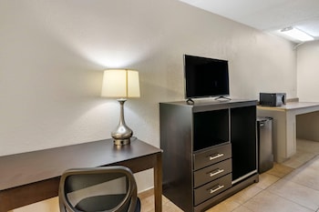 Standard Room, 2 Double Beds, Smoking