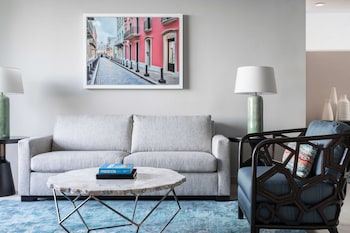 FAMILY CONNECT - PREMIUM SUITE - 1KNG/2DBL