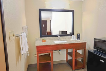 Standard Room, 1 King Bed, Accessible